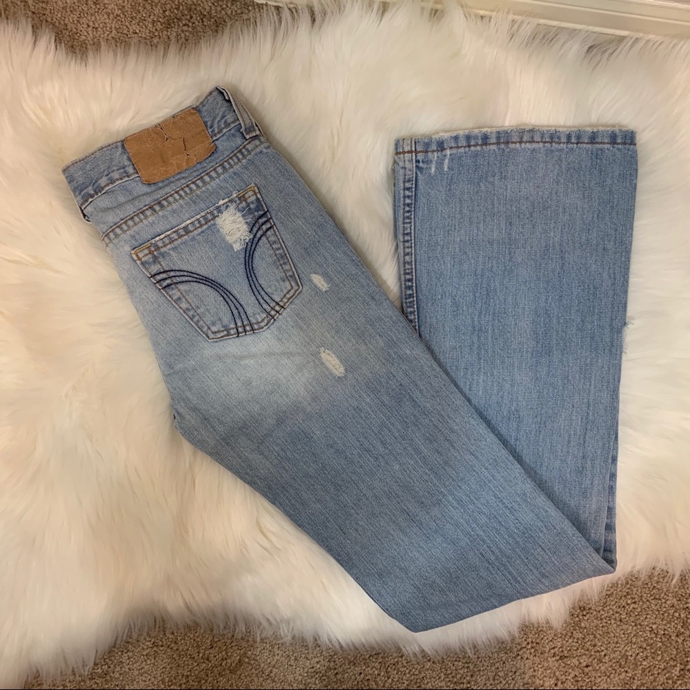 2️⃣/2️⃣0️⃣Hollister light wash distressed jeans